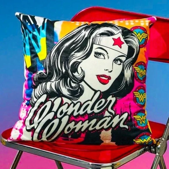 Wonder Woman Square Super Hero Pillow Case Cover - Picture 1 of 4